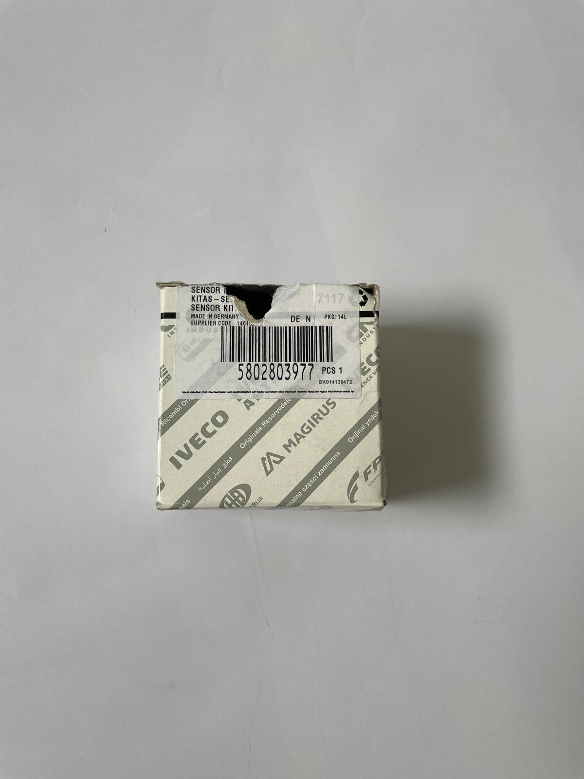 IVECO  Gearbox speed sensor - with a tachograph - 5801880786, 5801498719